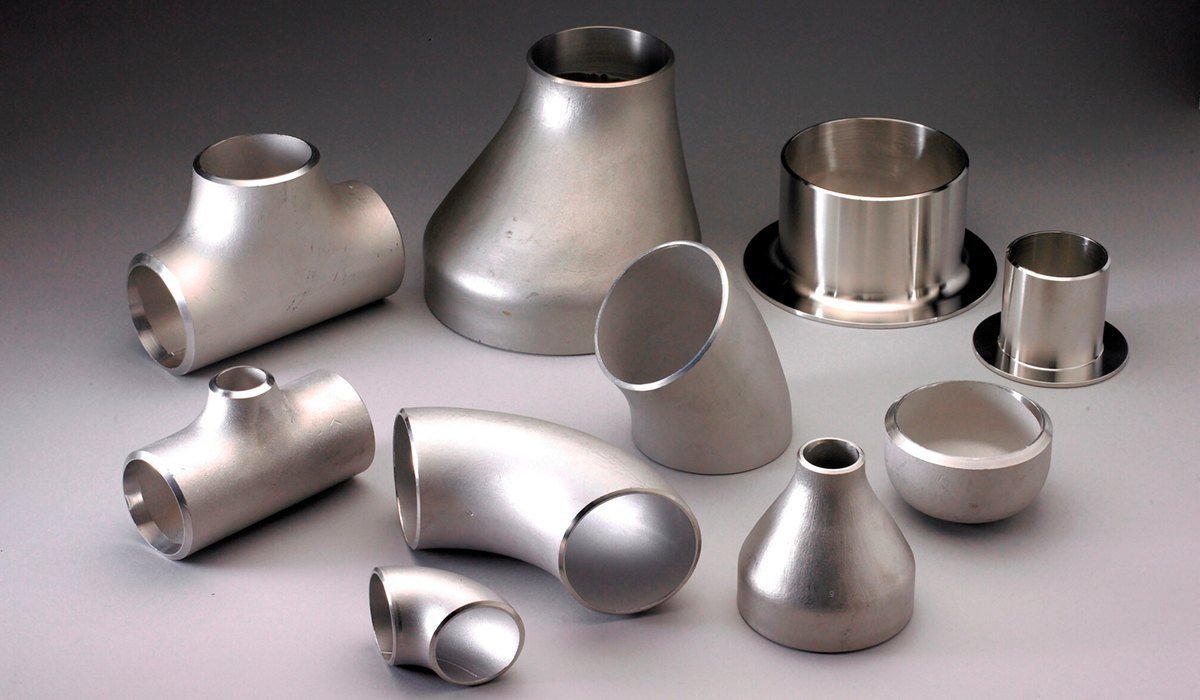 ASME B16.9 butt weld pipe fittings elbows tees reducers oil gas India Petropipe